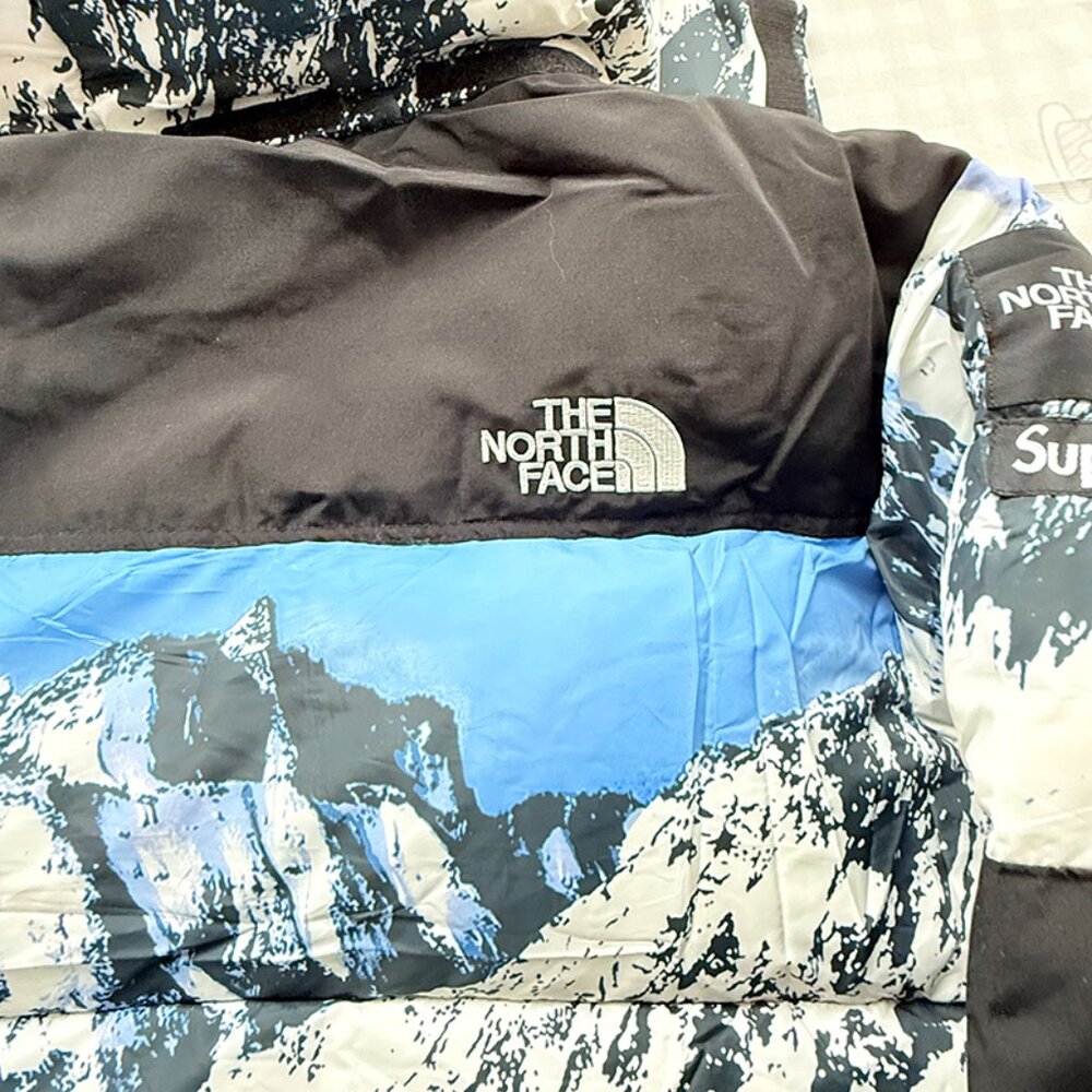 Supreme x The North Face TNF Snow Mountain Baltoro Down Jacket - Picture 8 of 11